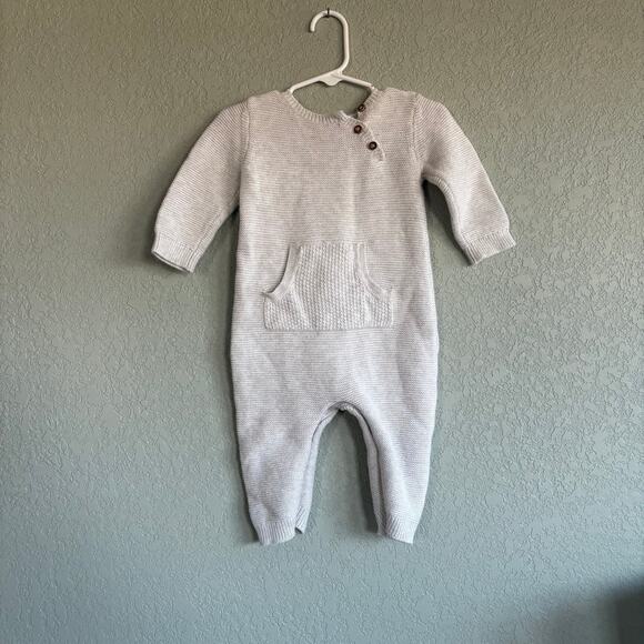 Carter's Boys 6 Month Gray Knit Romper Outfit - Picture 1 of 8